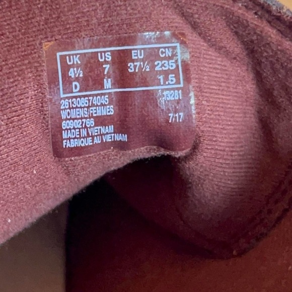 Clarks Tamitha Key Burgundy Suede Leather Chukka Boots | Women’s 7 - Picture 7 of 8